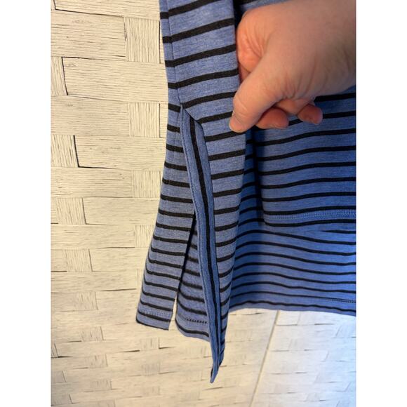 T By Talbots women’s turtleneck sweatshirt blue navy striped cozycore tribeMom - Picture 3 of 7